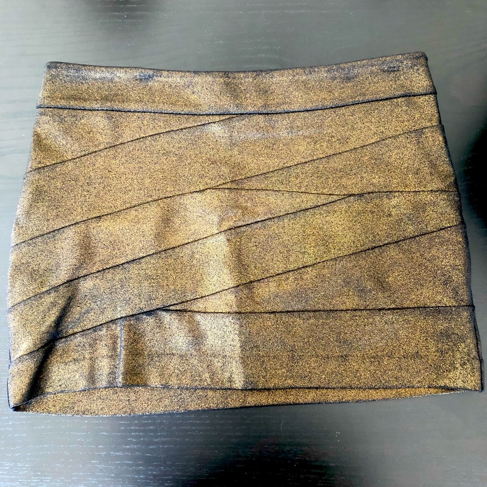 Express mini bandage skirt, size 8, gold shimmer